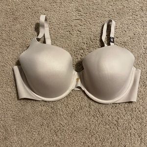 Victoria secret LOVE bra 38D